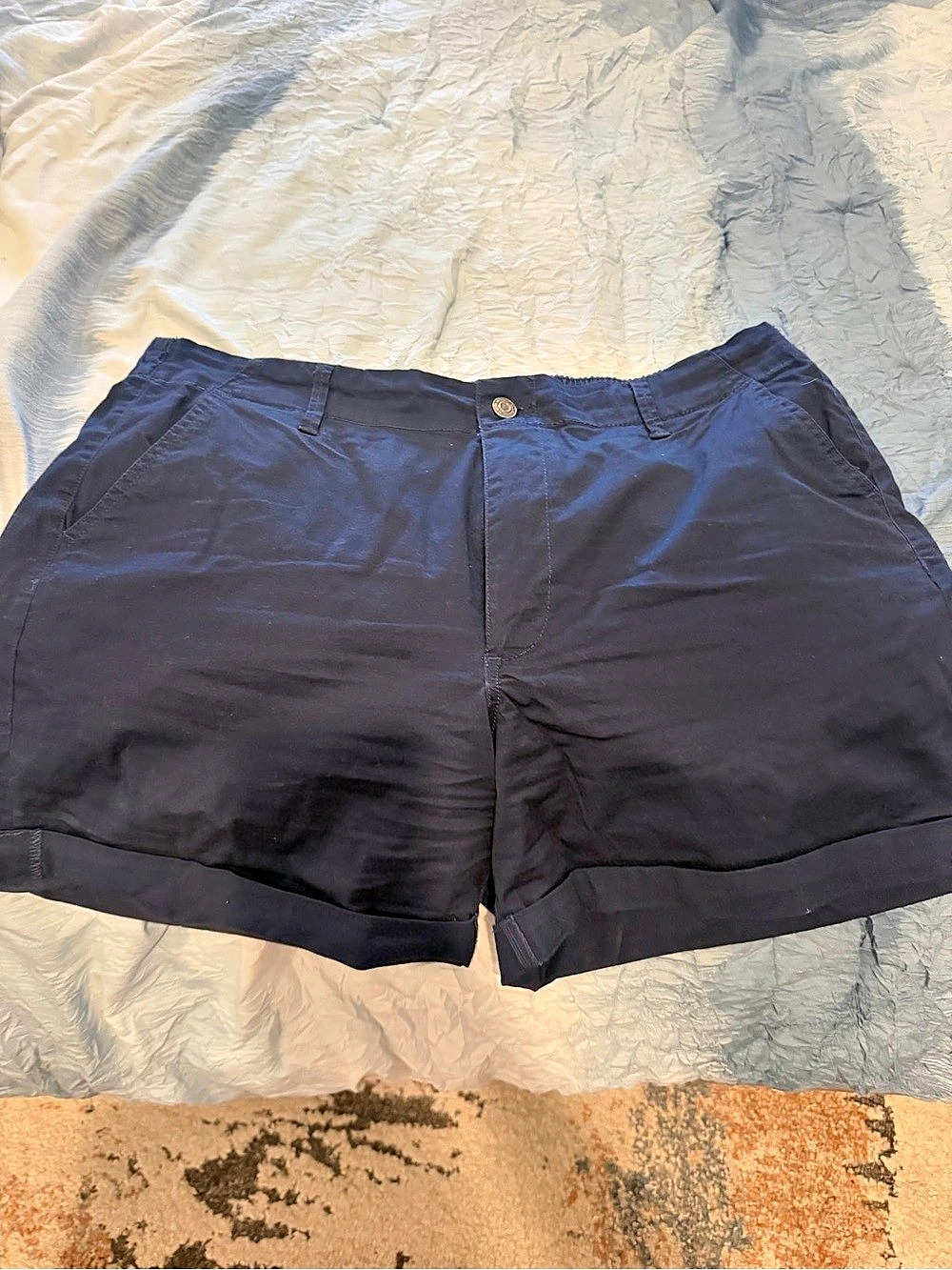 Kensie Cargo Shorts in Black Size Large Like New